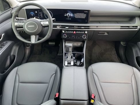 New 2025 Hyundai Tucson SEL image 3