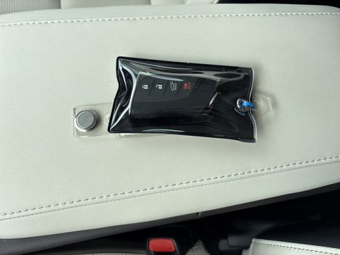 Used 2024 Lexus RX 350 AWD image 36