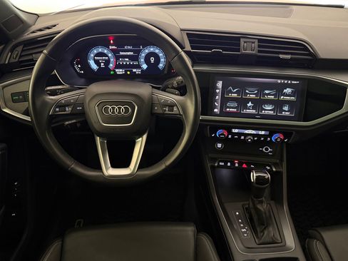 Used 2023 Audi Q3 2.0T Premium w/ Black Optic Sport Package AWD/4WD image 27