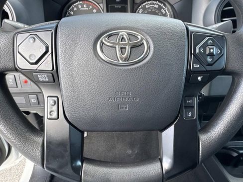 Used 2022 Toyota Tacoma SR5 image 18