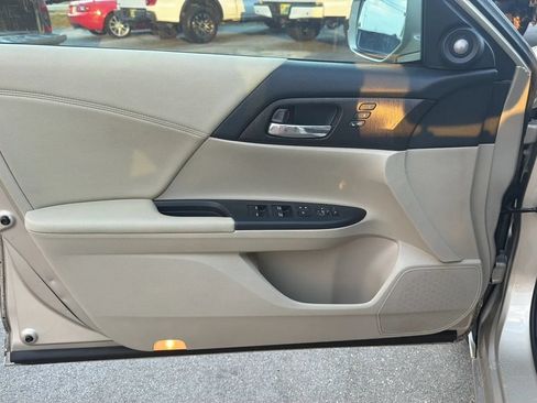 Used 2013 Honda Accord EX-L image 13