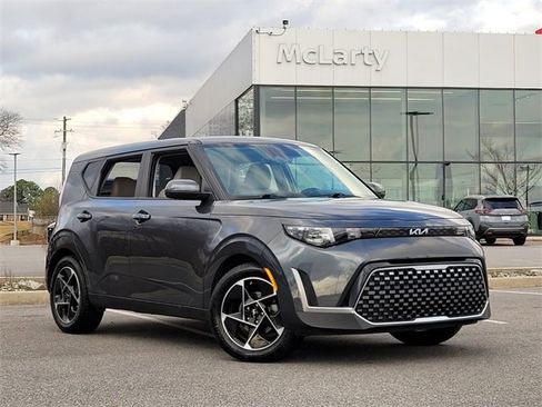 Used 2023 Kia Soul EX image 21