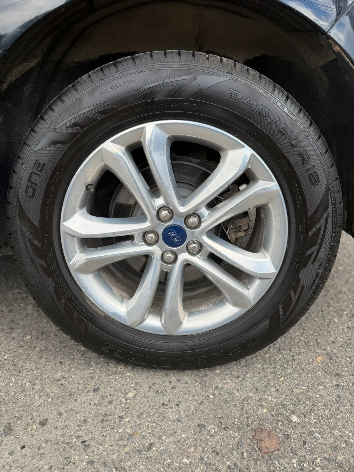 Used 2018 Ford Edge SEL w/ Equipment Group 201A AWD/4WD image 9