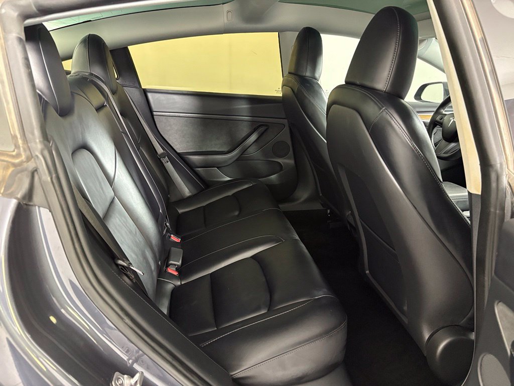 Used 2023 Tesla Model 3 Standard Range RWD image 38