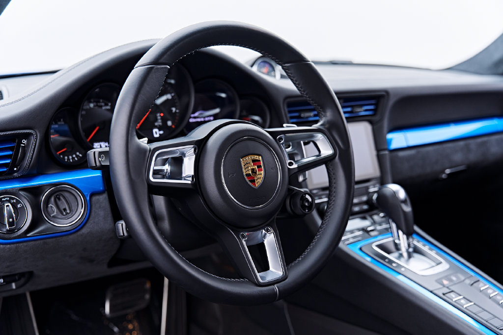Used 2017 Porsche 911 Carrera GTS RWD image 38