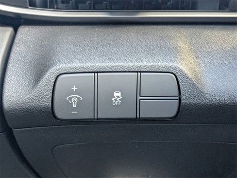 New 2025 Hyundai Elantra Sport FWD image 21