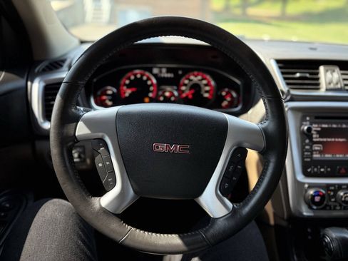 Used 2015 GMC Acadia SLT w/ Open Road Package AWD/4WD image 22