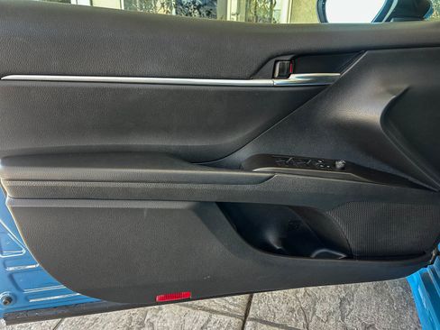 Certified 2023 Toyota Camry SE image 24