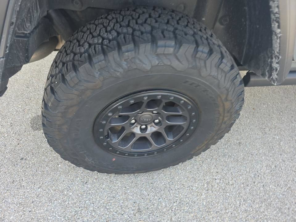 Used 2023 Jeep Wrangler Unlimited Sport w/ Xtreme 35 Tire Package AWD/4WD image 21