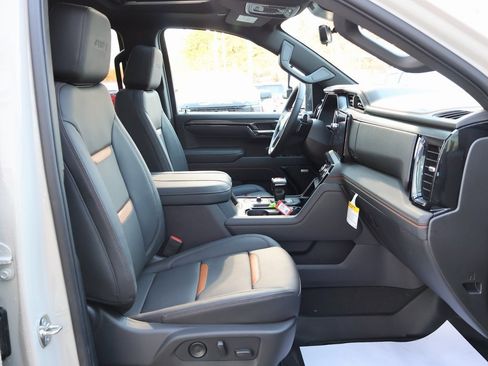 New 2026 GMC Sierra 1500 AT4 w/ AT4 Premium Package image 44