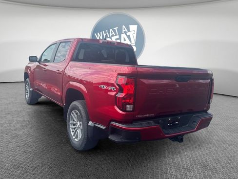 Used 2024 Chevrolet Colorado LT w/ LT Convenience Package AWD/4WD image 6