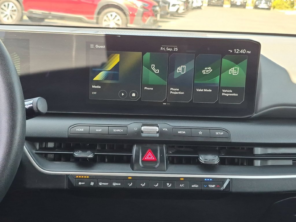 Used 2025 Kia K4 FWD image 19