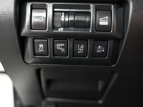 Used 2018 Subaru Outback 2.5i Touring AWD/4WD image 48
