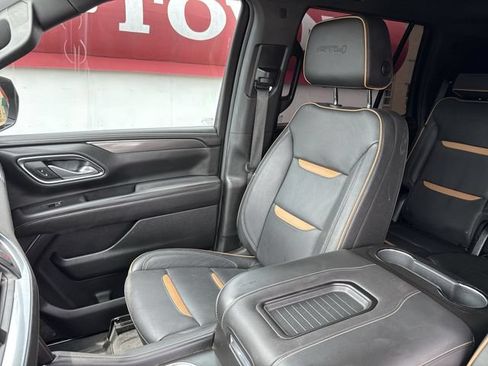 Used 2024 GMC Yukon AT4 w/ Technology Package AWD/4WD image 25
