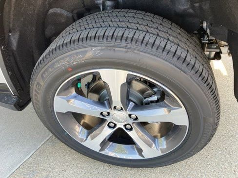 New 2025 Jeep Grand Cherokee Limited image 27