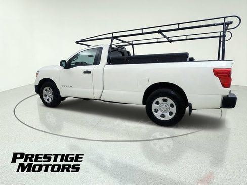 Used 2017 Nissan Titan S RWD image 5