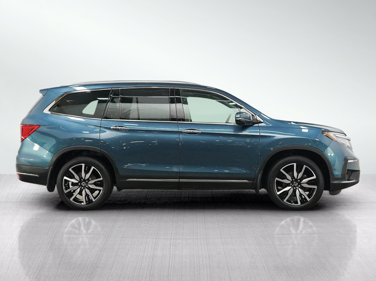 Used 2021 Honda Pilot Touring image 6