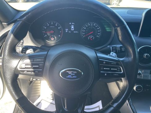 Used 2018 Kia Stinger GT image 21