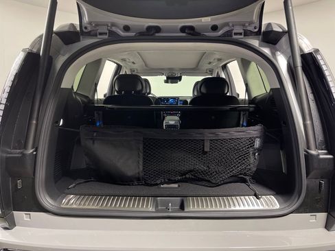 New 2026 Hyundai Ioniq 9 Calligraphy image 10