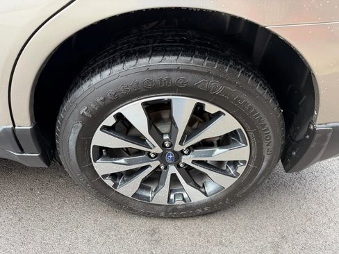 Used 2015 Subaru Outback 3.6R Limited image 19