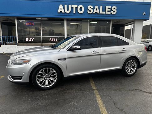 Used 2013 Ford Taurus Limited image 2