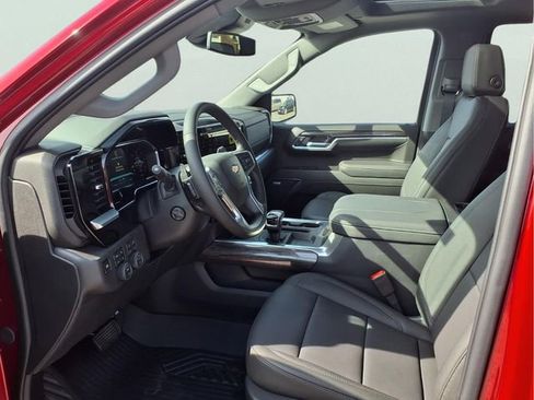 New 2026 Chevrolet Silverado 1500 LTZ w/ LTZ Premium Package image 19