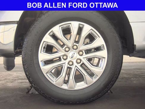 Used 2025 Ford F150 Lariat w/ Equipment Group 501A Mid AWD/4WD image 8