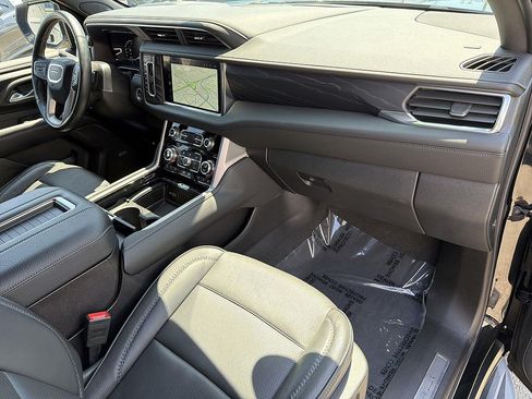 Used 2024 GMC Yukon Denali AWD/4WD image 28