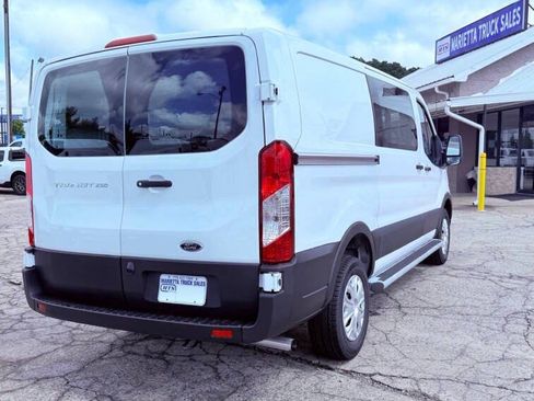 Used 2025 Ford Transit 250 Low Roof w/ Exterior Upgrade Package RWD image 8