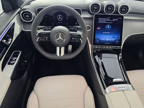 New 2026 Mercedes-Benz GLC 300 GLC 300 image 10
