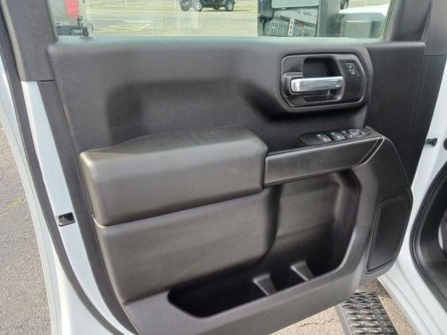 Used 2022 Chevrolet Silverado 2500 W/T w/ Gooseneck/5TH Wheel Package AWD/4WD image 17