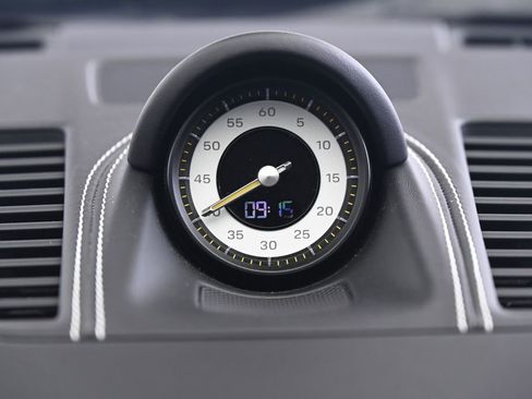 Certified 2022 Porsche 911 GT3 image 35