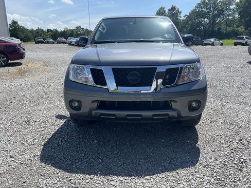 Used 2019 Nissan Frontier SV w/ Value Truck Package RWD image 9