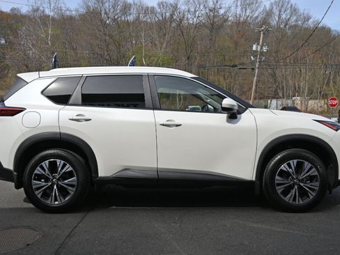 Used 2023 Nissan Rogue SV w/ SV Premium B Package AWD/4WD image 7