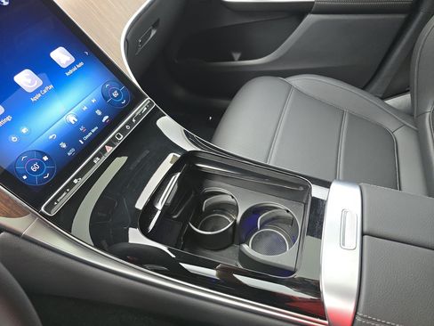Certified 2026 Mercedes-Benz GLC 300 image 25