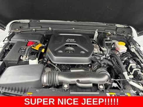 Used 2021 Jeep Wrangler Unlimited Sport AWD/4WD image 11
