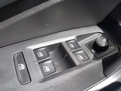 Used 2019 Volkswagen Jetta R-Line image 27