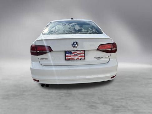 Used 2016 Volkswagen Jetta Sport FWD image 5