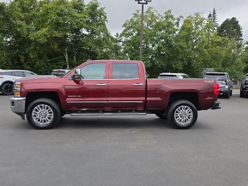 Used 2017 Chevrolet Silverado 3500 LTZ w/ Duramax Plus Package AWD/4WD image 6
