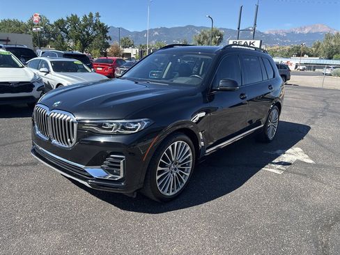 Used 2021 BMW X7 xDrive40i w/ Premium Package AWD/4WD image 3