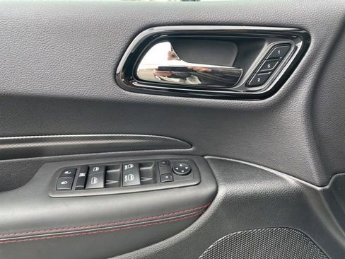 Used 2023 Dodge Durango GT image 27