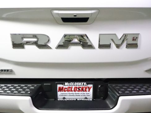 Used 2026 RAM 2500 Laramie AWD/4WD image 12