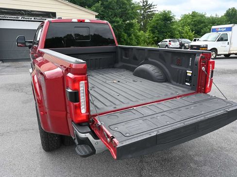 Certified 2025 Ford F350 Lariat w/ Lariat Ultimate Package AWD/4WD image 18