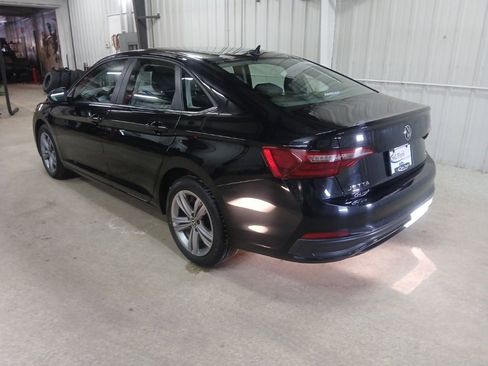 Used 2024 Volkswagen Jetta SE image 20