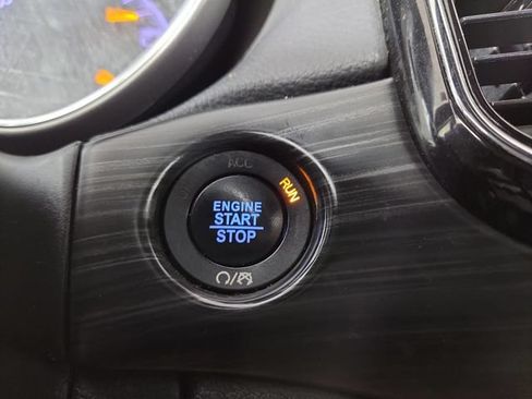 Used 2019 Jeep Grand Cherokee Altitude AWD/4WD image 25