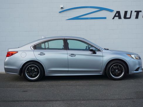 Used 2016 Subaru Legacy 2.5i Premium image 6