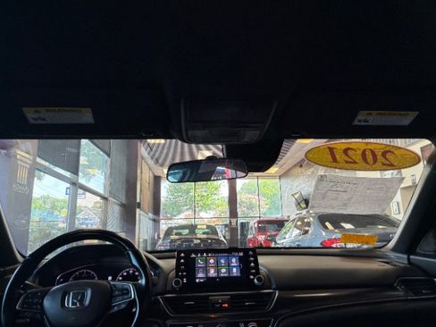 Used 2021 Honda Accord Sport image 25