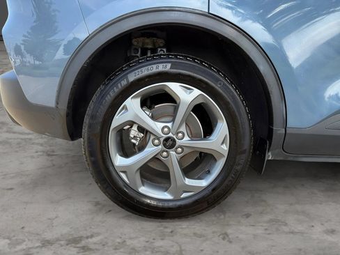 Used 2025 Ford Escape ST-Line Select AWD/4WD image 45