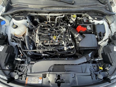 Used 2021 Ford Escape SE image 35