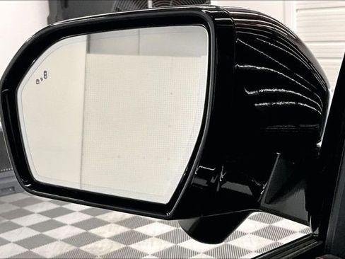 Used 2023 Ford Expedition Max Limited image 37